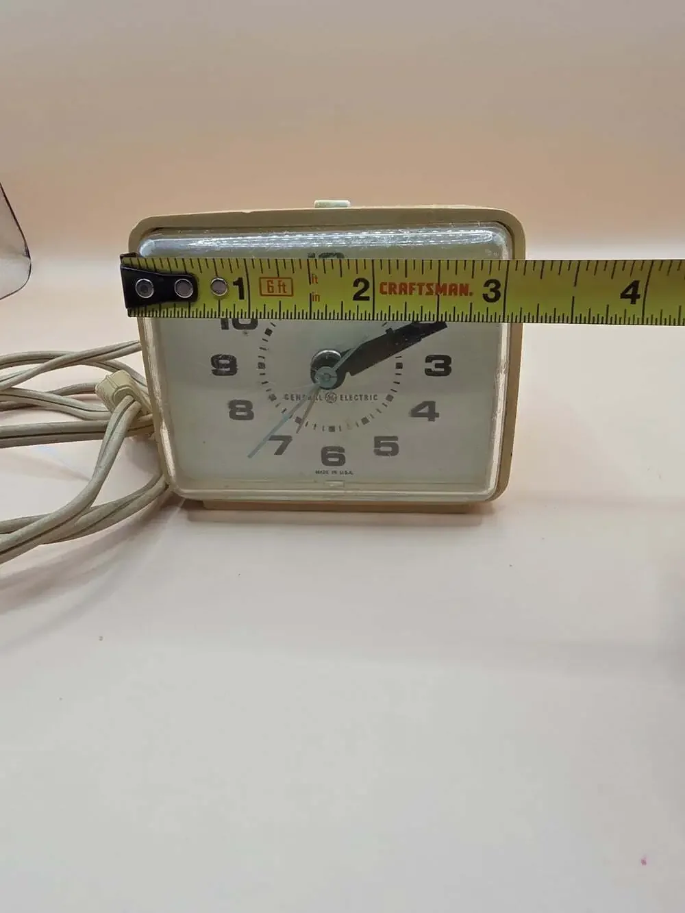 Vintage General Electric Analog Alarm Clock Small Model 7369 *Working*